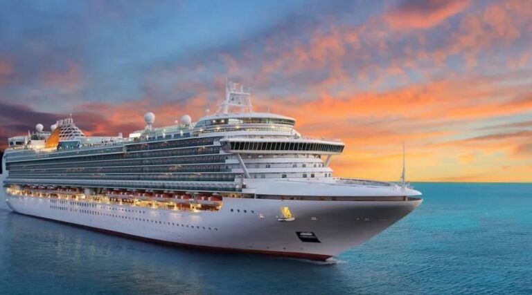 Найбільший круїзний лайнер в світі Icon of the Seas