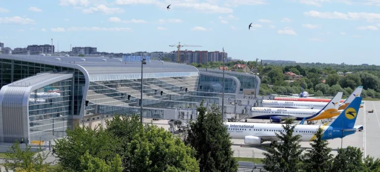 Аеропорти Польщі: вичерпний гід по авіаційним воротам країни