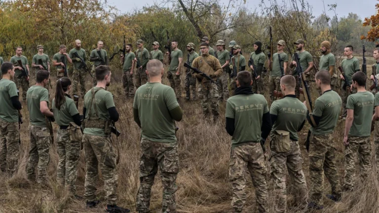 Мобілізація в Україні: повний гід для новачків і досвідчених